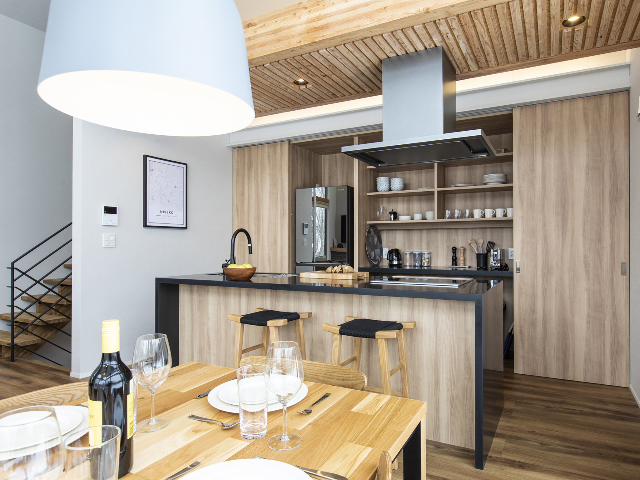Ukiyo Chalet - Dining area and kitchen preview